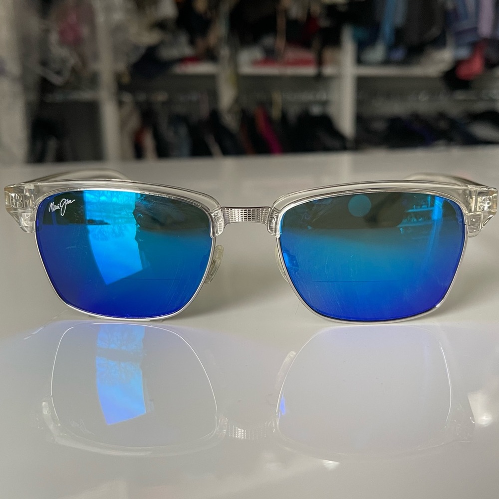 BNWB Maui Jim Sunglass Readers 2.50 strength with polarized mirrored lenses.